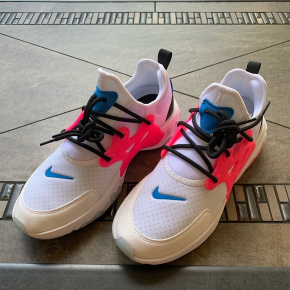 nike react presto (gs) • BRAND NEW • NEVER WORN - Picture 4 of 15